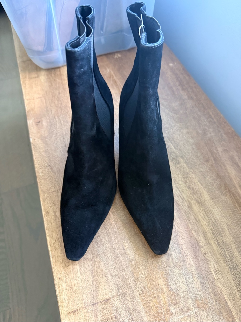 NWOTCharles By Charles David Black Suede Pointed Toe Boots
